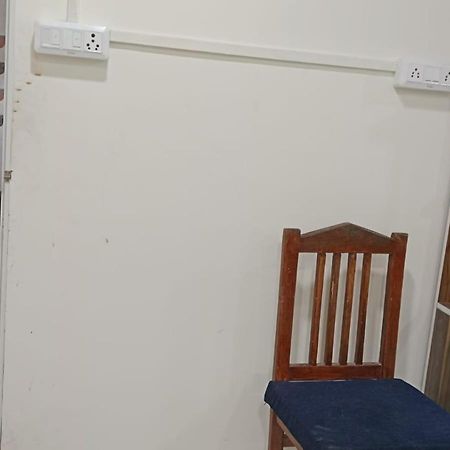 Shivanjali Bhakt Niwas Ujjain Exteriör bild